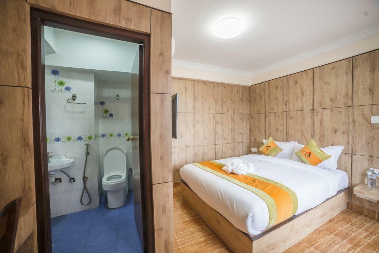 Hotel Ace Катманду Екстериор снимка
