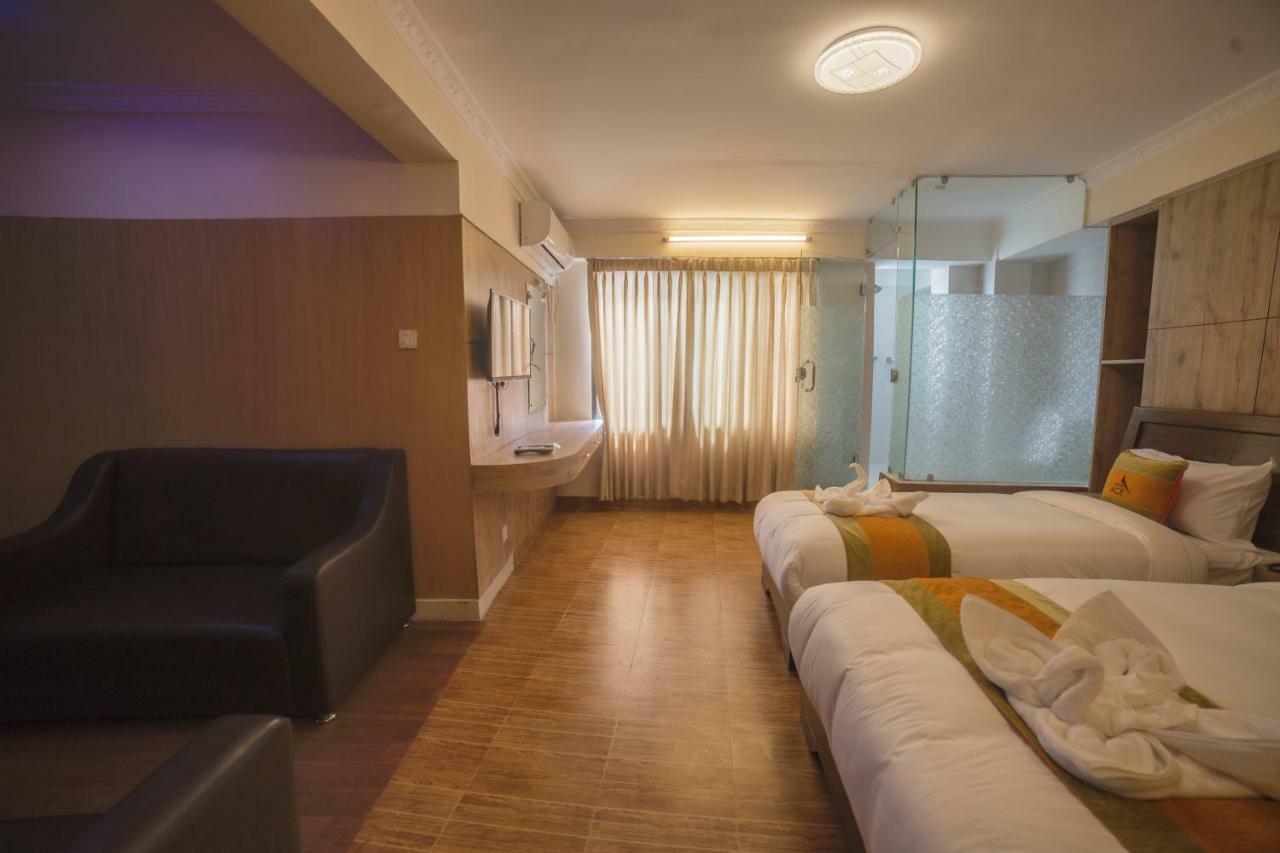 Hotel Ace Катманду Екстериор снимка