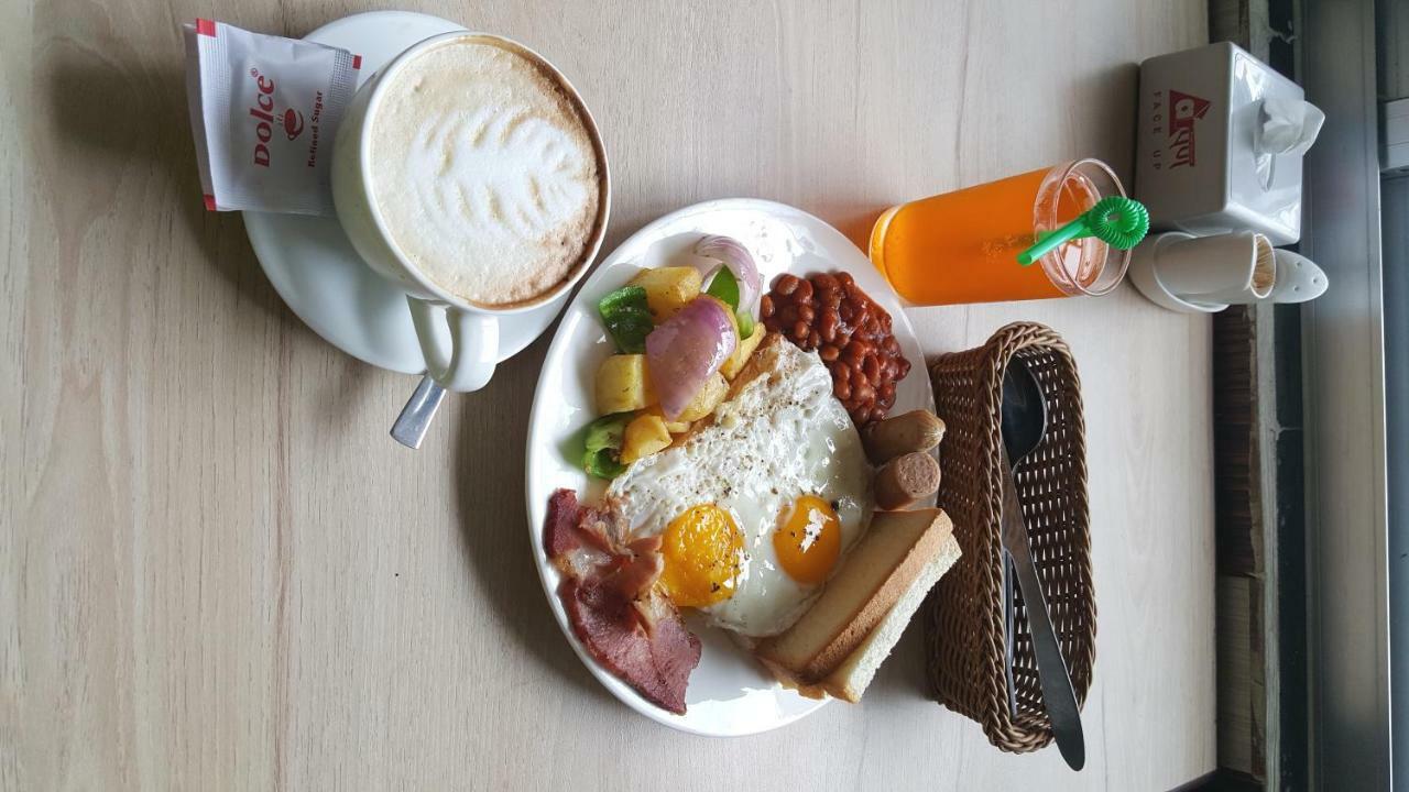Hotel Ace Катманду Екстериор снимка